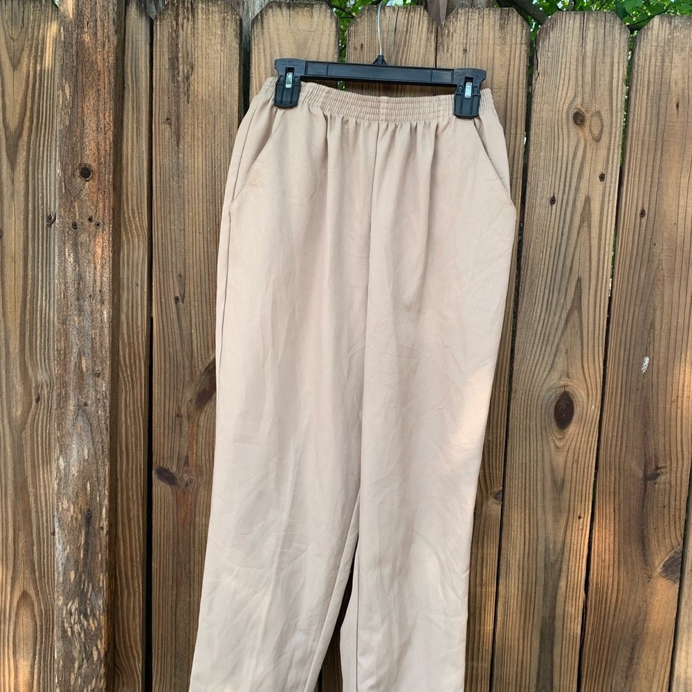 Donnkenny polyester pants size 16W.